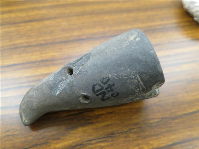 鳥首狀器藏品圖，第1張