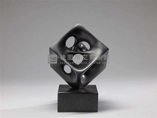 虛心正方形藏品圖，第1張