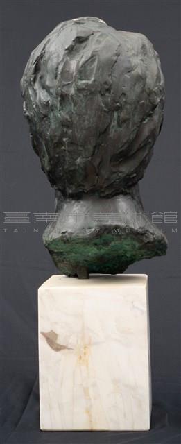 沈哲哉先生塑像藏品圖，第9張