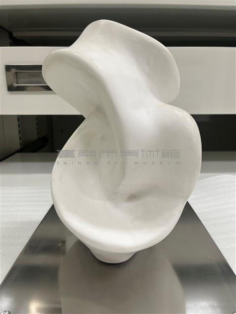 擁抱藏品圖，第1張