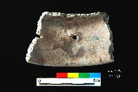 芝山岩文化紅衣陶穿孔圈足藏品圖，第2張