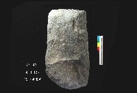 芝山岩文化打製斧鋤形器藏品圖，第2張