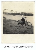 基隆河畔與淡水線鐵路橋藏品圖，第1張