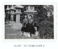 高雄市忠烈祠的日式石燈藏品圖，第1張