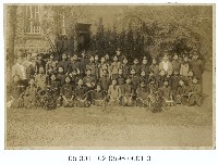 女中學生團體照-草山眾樂園藏品圖，第1張