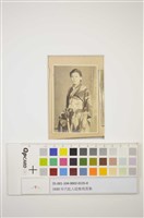 女性個人照藏品圖，第1張