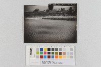 美軍轟炸澎湖豬母水機場-低空轟炸照片藏品圖，第1張