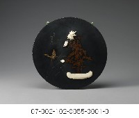 黑漆臺灣鑲骨蝴蝶及菊花掛飾藏品圖，第1張