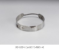 雅美族金屬腕飾藏品圖，第2張