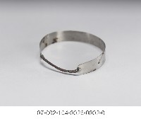 雅美族金屬腕飾藏品圖，第3張