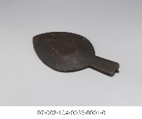 排灣族木雕盤藏品圖，第3張