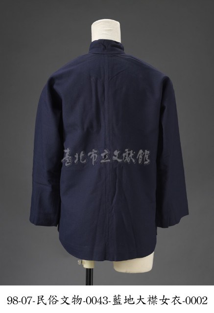 藍地大襟女衣藏品圖，第2張