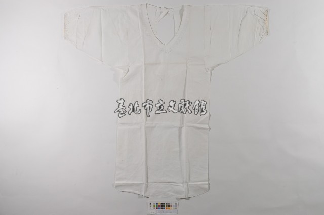 大日本國防婦人會台北市南分會-會員制服（大日本國防婦人會臺北市南分會-會員制服）藏品圖，第1張