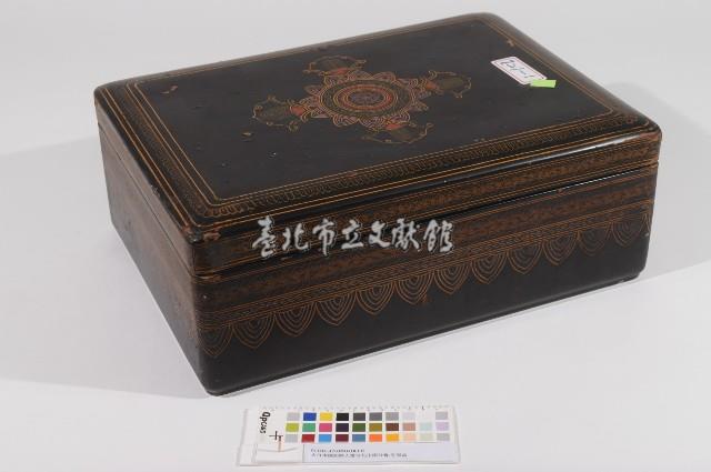 大日本國防婦人會台北市南分會-制服盒（大日本國防婦人會臺北市南分會-制服盒）藏品圖，第1張