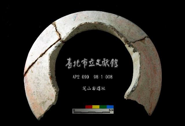 芝山岩文化紅衣罐口藏品圖，第1張