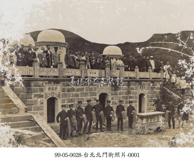 臺北北門街照片-0001（基隆月眉山靈泉三塔藏品圖，第1張