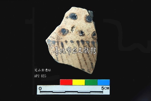 芝山岩文化黑彩陶容器腹片藏品圖，第1張