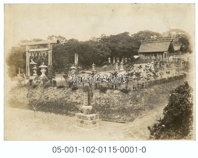 芝山岩神社藏品圖，第1張