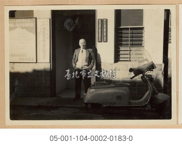 男性個人照藏品圖，第1張