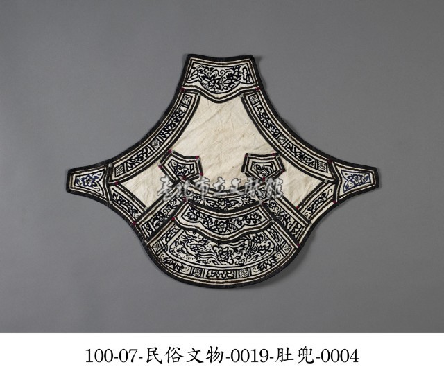 肚兜藏品圖，第4張