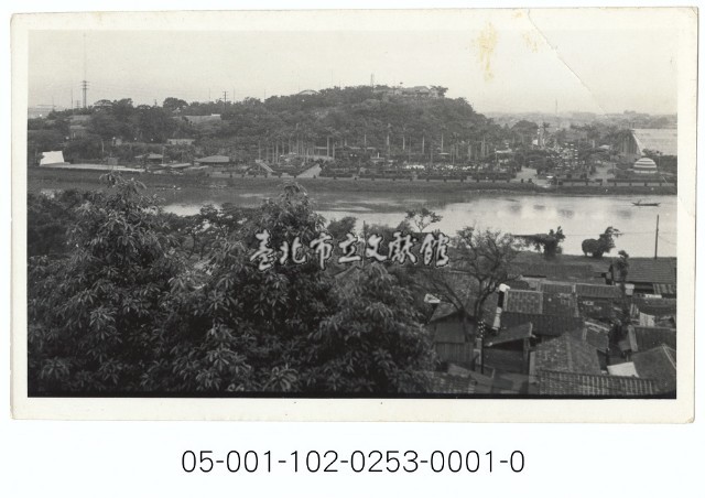 遠眺基隆河與圓山藏品圖，第1張
