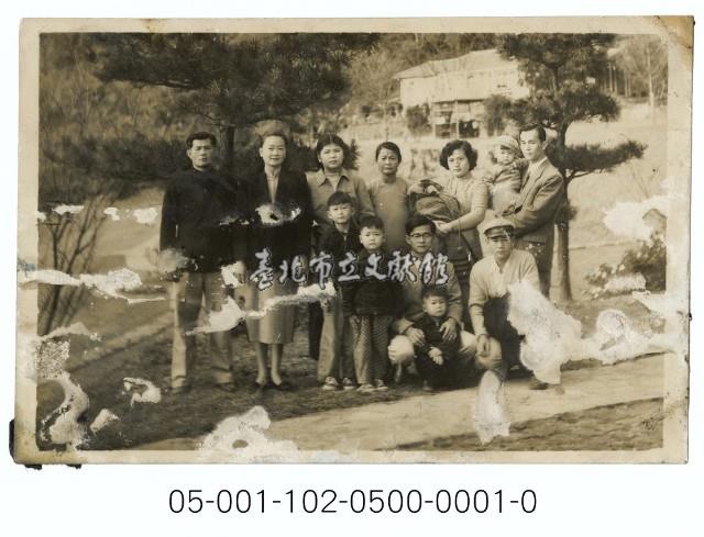 家族春節出遊陽明公園合照藏品圖，第1張