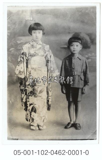 兩位小孩合照藏品圖，第1張