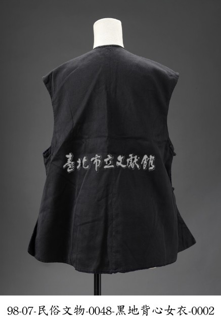 黑地背心女衣藏品圖，第2張