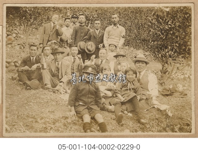 大合照藏品圖，第1張