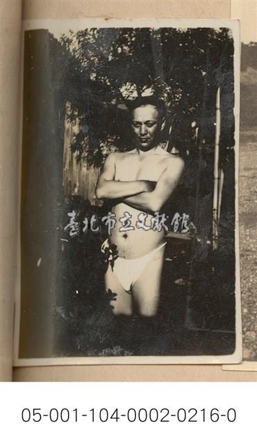 丁字褲男性個人照藏品圖，第1張