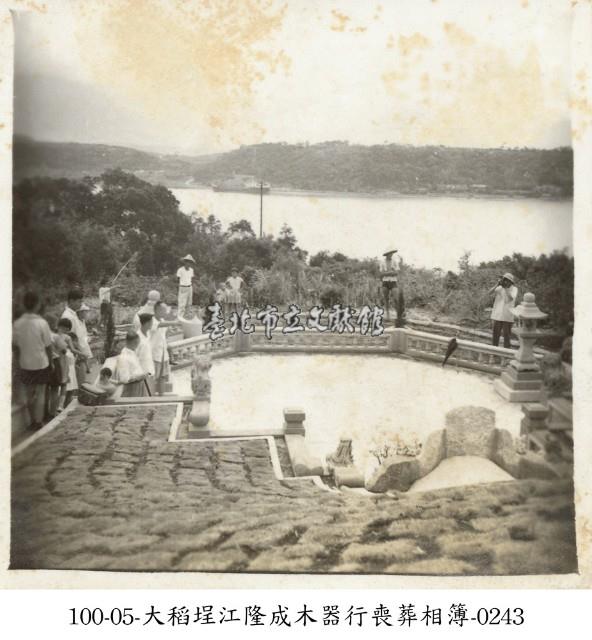 大稻埕江隆成木器行喪葬相簿-0243藏品圖，第1張