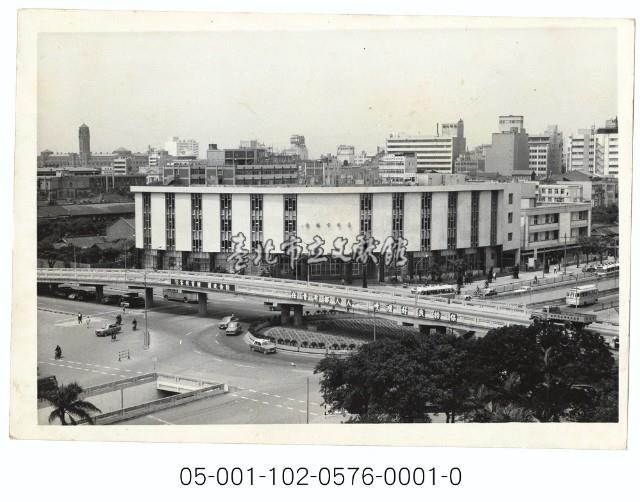 臺北市議會與復興橋藏品圖，第1張