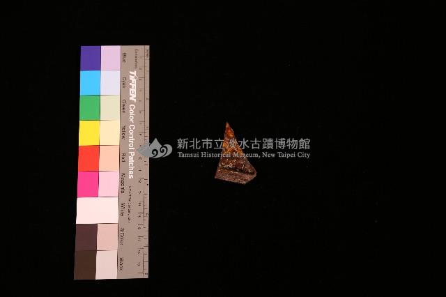 褐釉硬陶口緣殘片3藏品圖，第1張