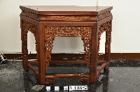 半邊桌藏品圖，第1張