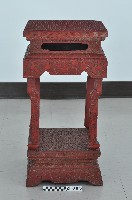 雕漆高束腰香几藏品圖，第2張