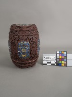 雕漆鑲琺瑯彩圓鼓凳一對－鼓凳藏品圖，第1張