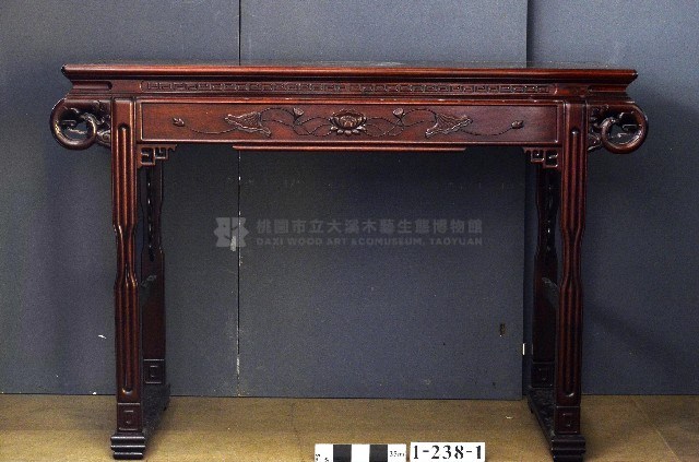花梨木雕刻供桌組－頂桌藏品圖，第1張