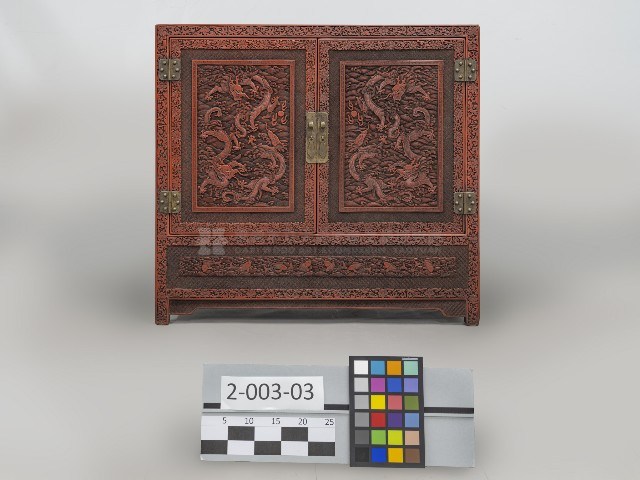 雕漆頂箱櫃一對－頂箱櫃下櫃藏品圖，第1張