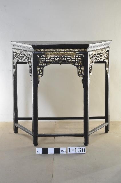 潮州木金雕角半桌藏品圖，第1張