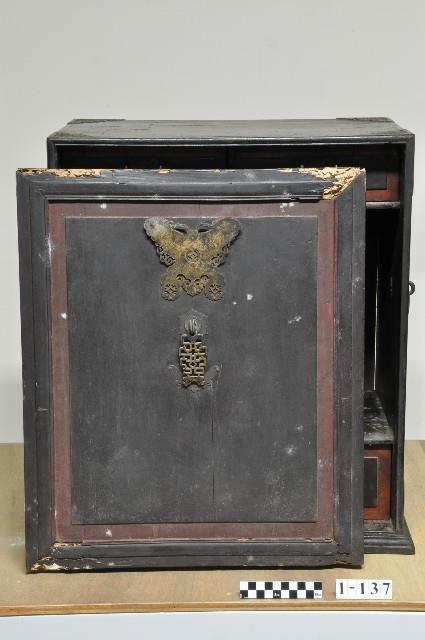 漆畫多格小櫃藏品圖，第1張