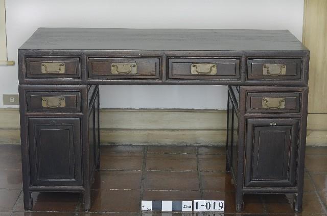 清式硬木箱几式六屜書桌藏品圖，第1張