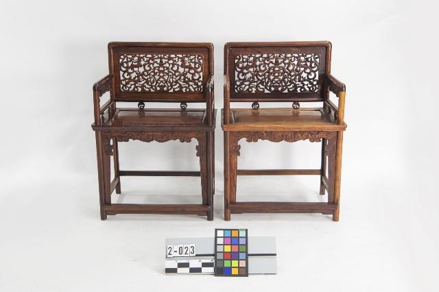 花梨木雕螭虎爐玫瑰椅一對藏品圖，第1張