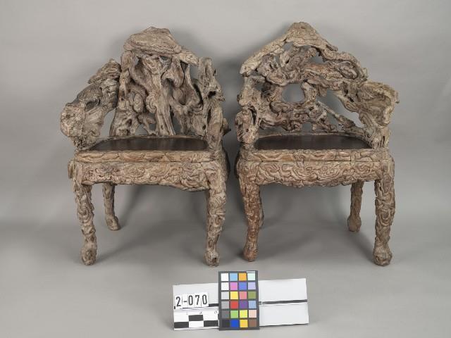 原木隨形扶手椅一對藏品圖，第1張