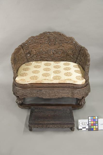 酸枝托泥雕雲龍寶座藏品圖，第1張