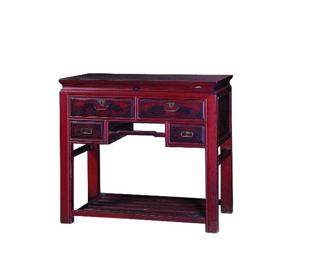 書桌藏品圖，第2張