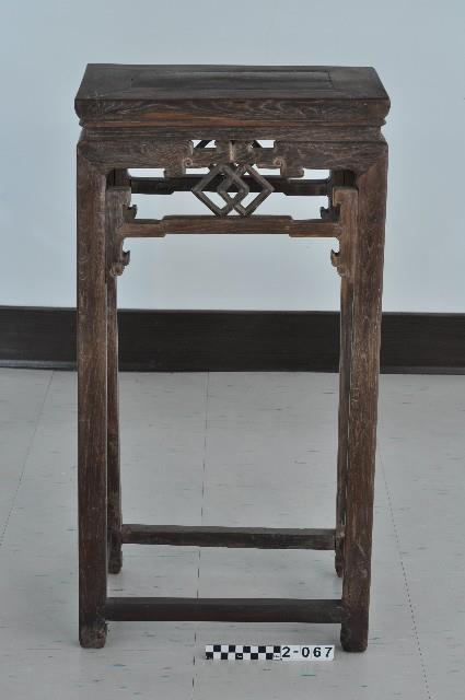 鐵力木束腰茶几藏品圖，第2張