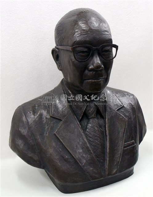 謝東閔胸像藏品圖，第4張