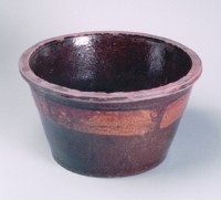 雙龍紋斜腹角缽藏品圖，第1張