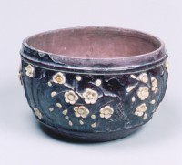 三開光貼白花卉黑飯鍋藏品圖，第1張