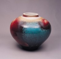 多彩釉瓶的圖片